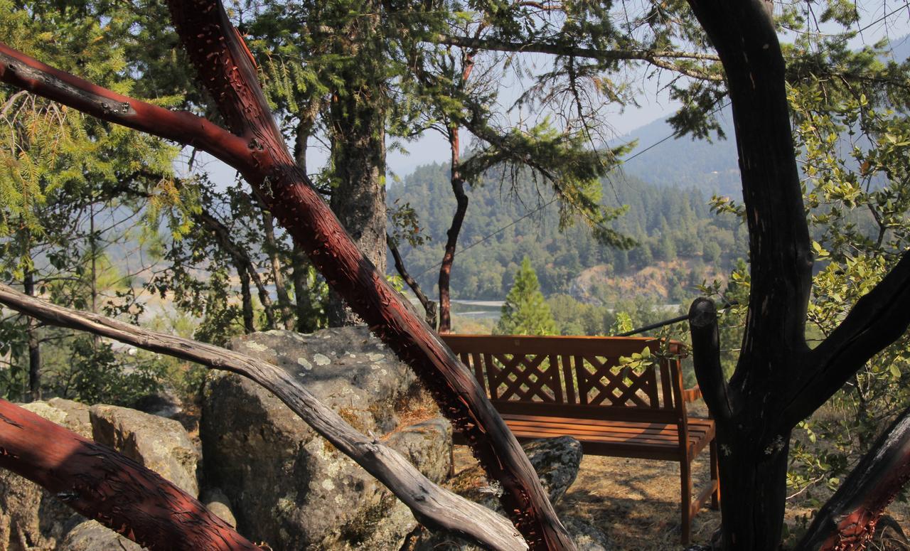 Coho Cottages Willow Creek Экстерьер фото